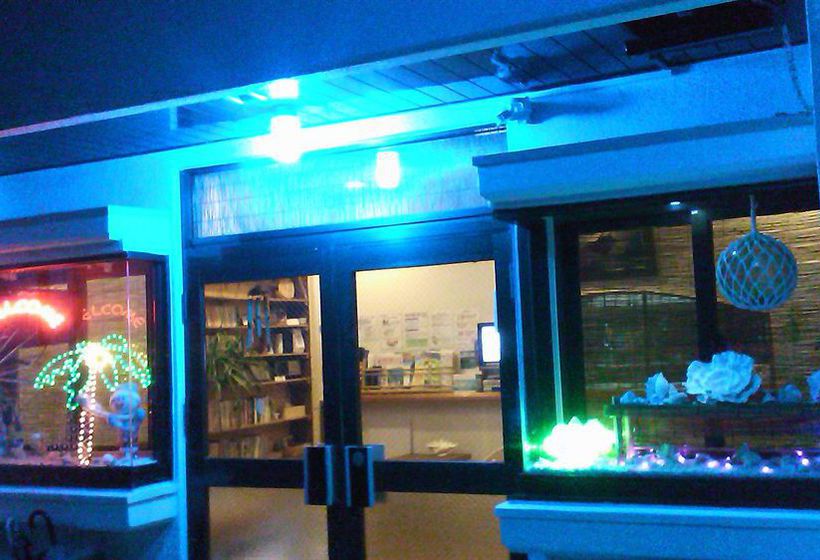 פנסיון Guest House Shiraho Friends House