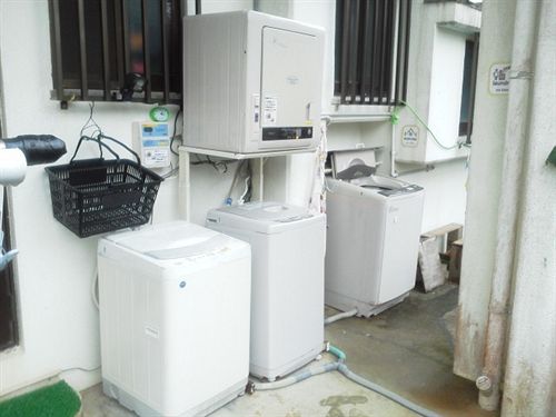 פנסיון Guest House Shiraho Friends House