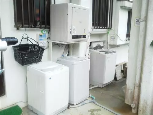 פנסיון Guest House Shiraho Friends House