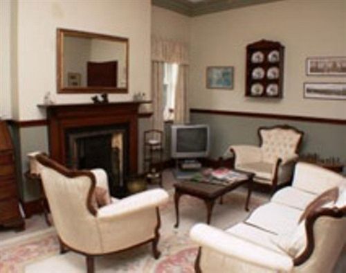 مبيت وإفطار Redcliffe House