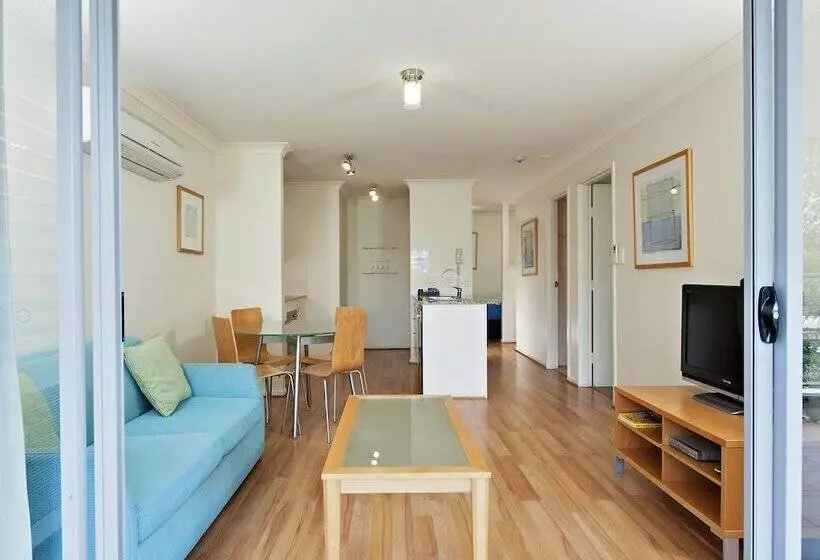 Shoal Bay Beachclub Apartments