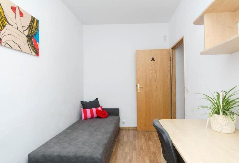 הוסטל Akademikus Toruń