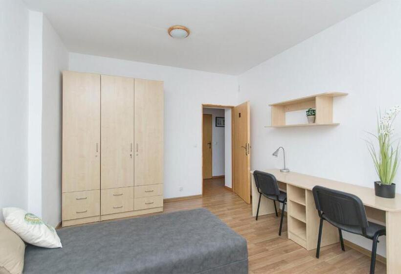 הוסטל Akademikus Toruń