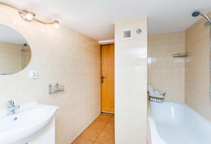 הוסטל Akademikus Toruń