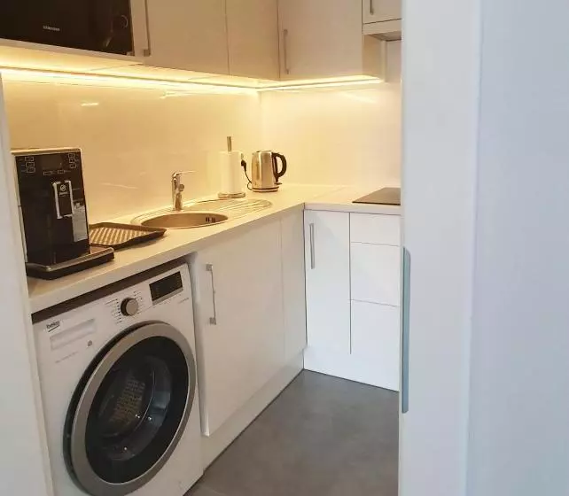 ユースホステル Pokoje Noclegi Brzozowski