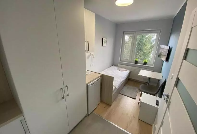 ユースホステル Pokoje Noclegi Brzozowski