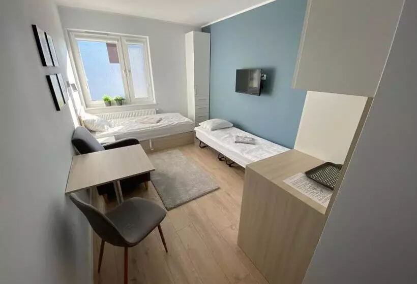 ユースホステル Pokoje Noclegi Brzozowski