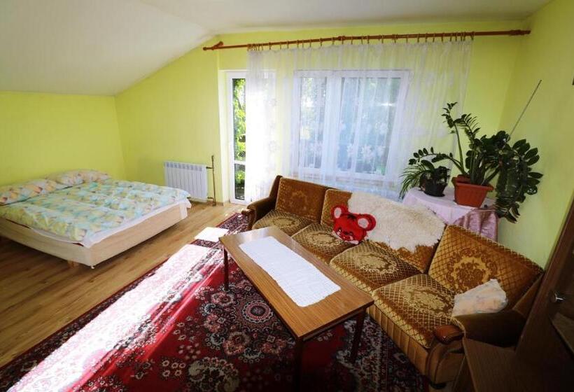 مبيت وإفطار Agroturystyka Tyniok