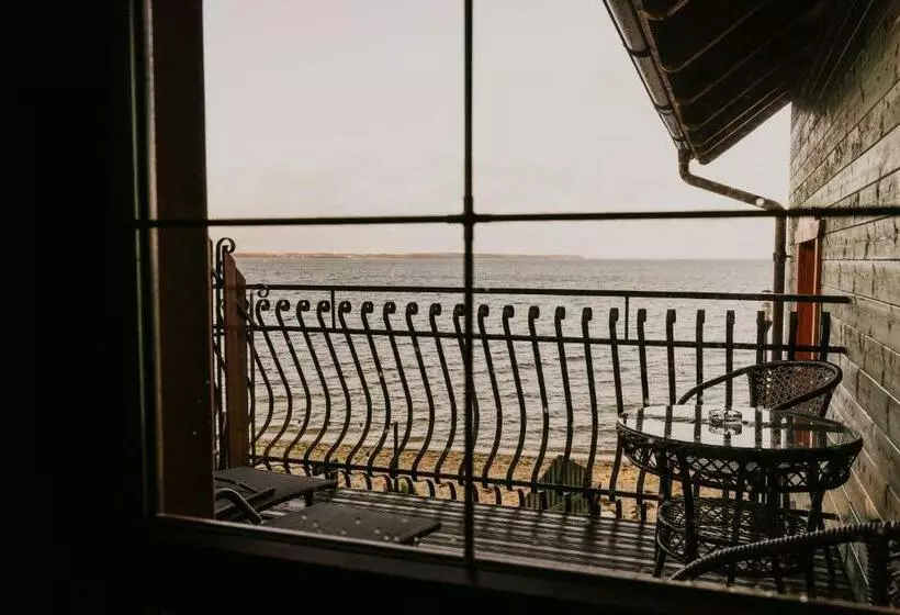 Aamiaismajoitus (B&B) Checz Kole Szperka