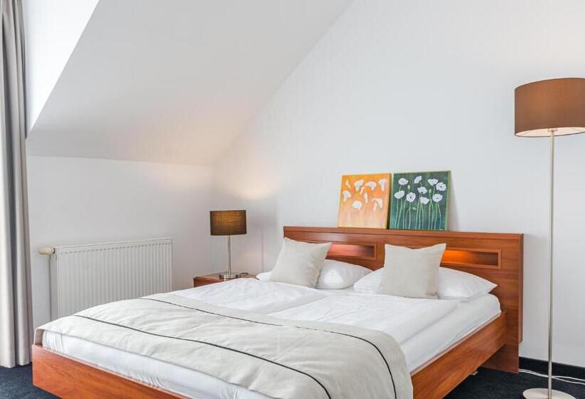 مبيت وإفطار Pensjonat Gieland Koło Mrągowa