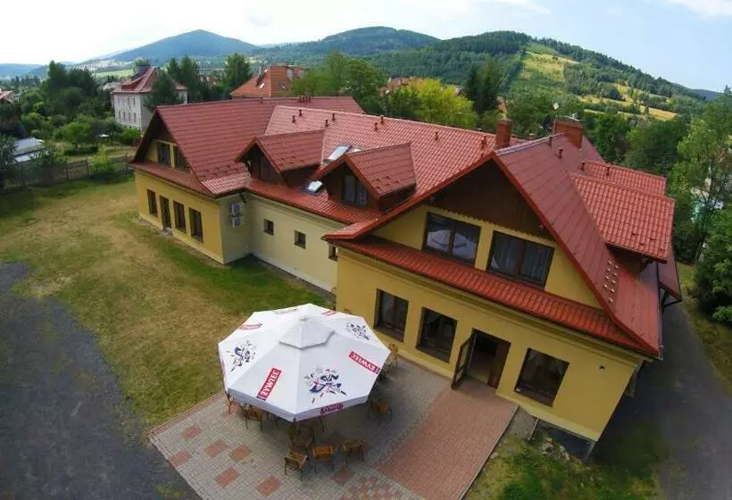 Aamiaismajoitus (B&B) Pensjonat Lew Jaskiniowy