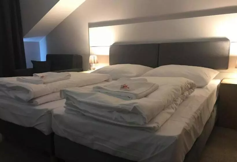 Aamiaismajoitus (B&B) Różany Zakątek