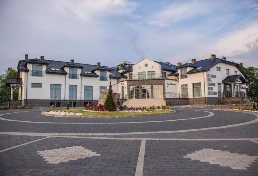 Aamiaismajoitus (B&B) Różany Zakątek