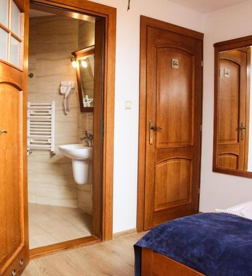 مبيت وإفطار Willa Bursztynowa