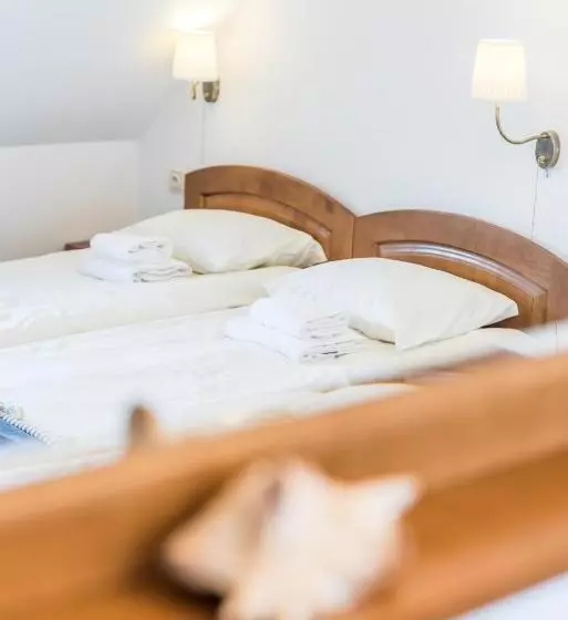 Aamiaismajoitus (B&B) Willa Bursztynowa