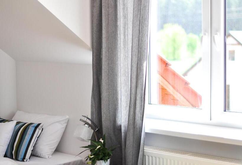 ベッドアンドブレックファースト Zajazd Dabie