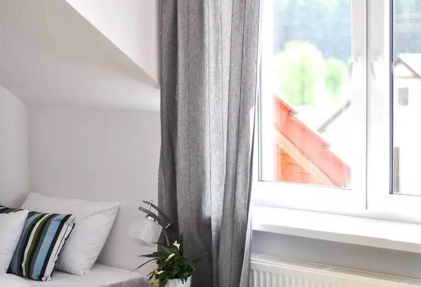 ベッドアンドブレックファースト Zajazd Dabie