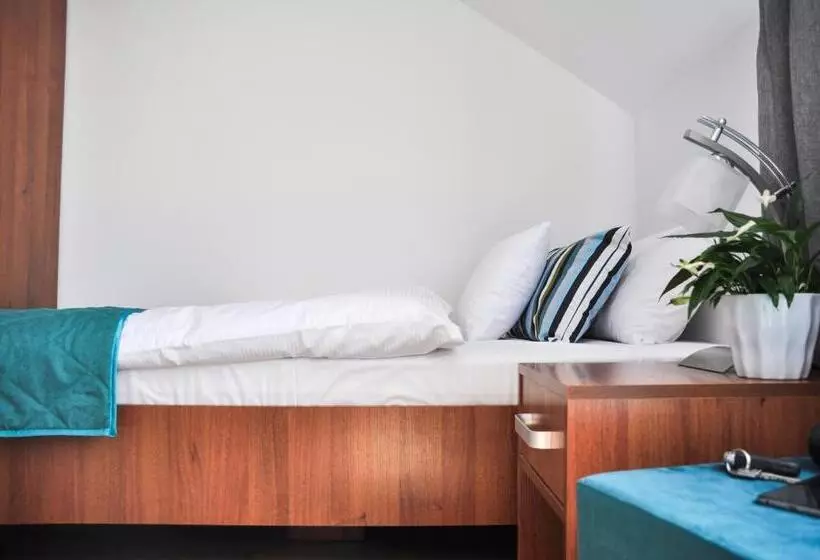 ベッドアンドブレックファースト Zajazd Dabie