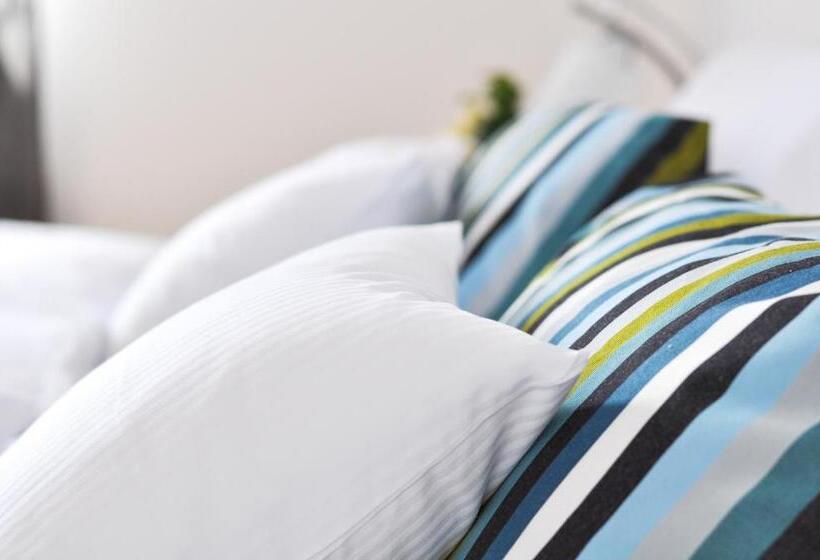 ベッドアンドブレックファースト Zajazd Dabie