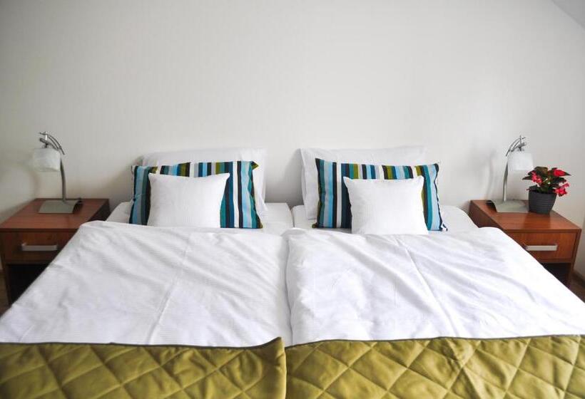 ベッドアンドブレックファースト Zajazd Dabie