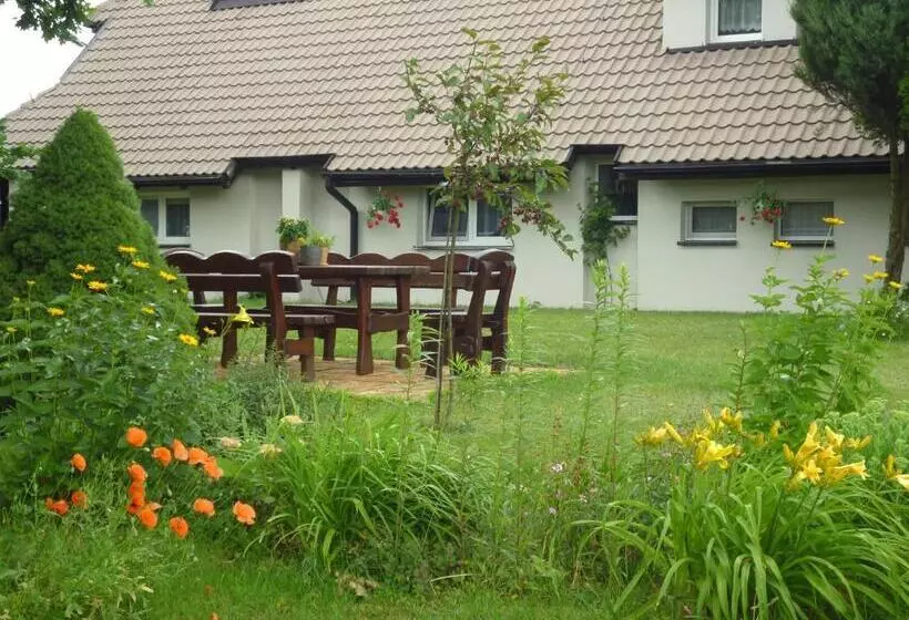 Hotelli Agroturystyka Za Lasem