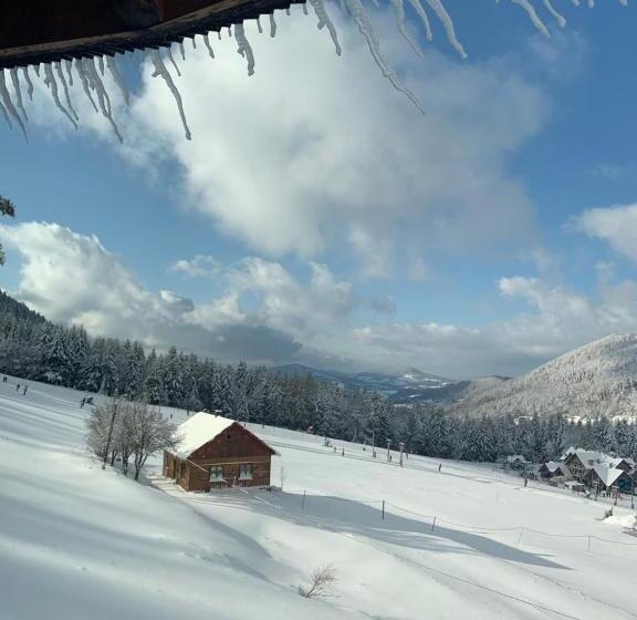 ホテル Lipowe Wzgórze Limanowa