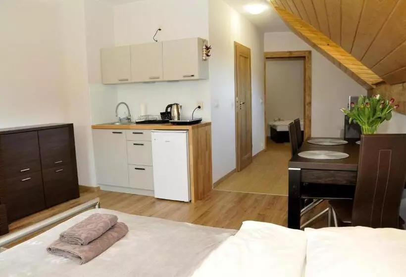 Hotelli Lipowe Wzgórze Limanowa