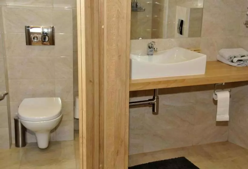 Hotelli Lipowe Wzgórze Limanowa