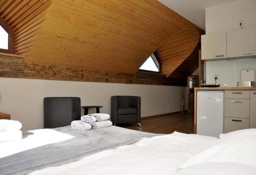 ホテル Lipowe Wzgórze Limanowa