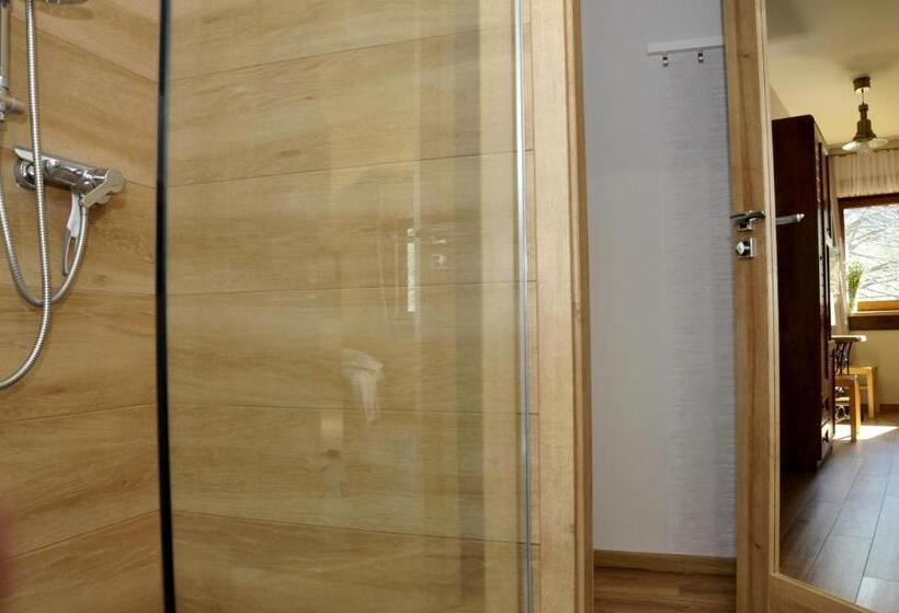 ホテル Lipowe Wzgórze Limanowa