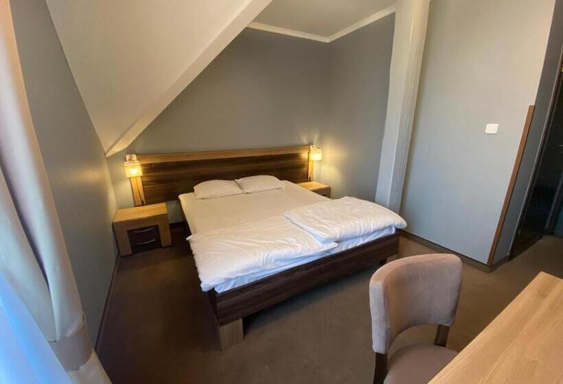 בית מלון כפרי Pokoje Gościnne Tęczowa