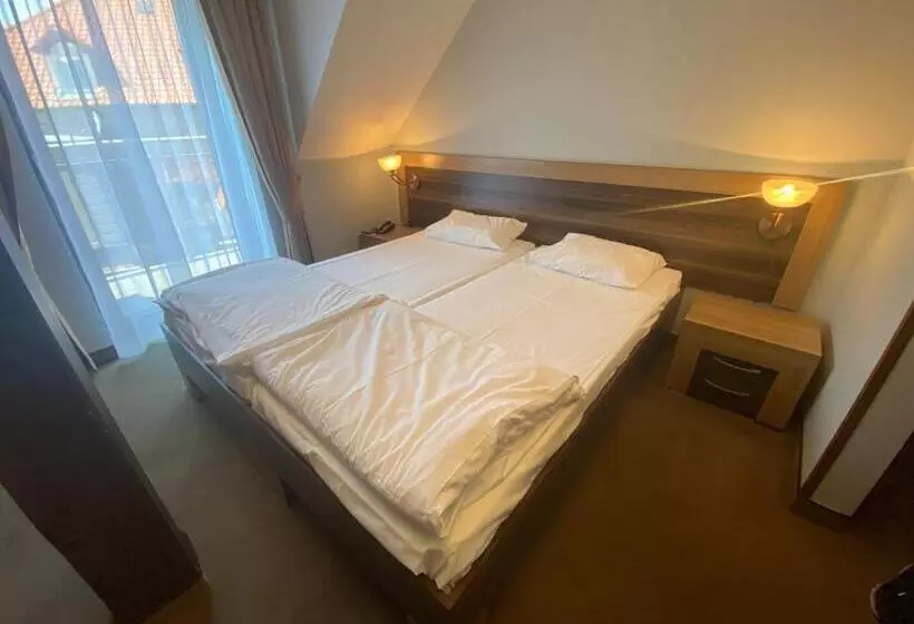 ホテル Pokoje Gościnne Tęczowa