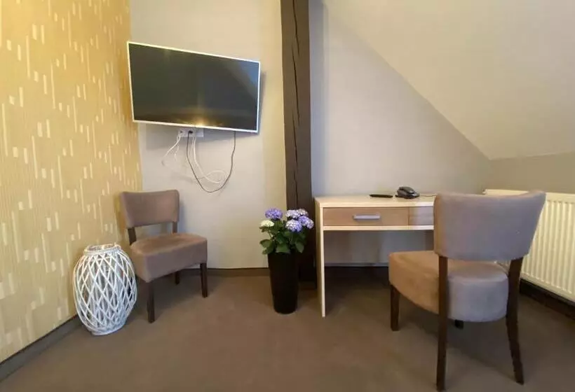 ホテル Pokoje Gościnne Tęczowa