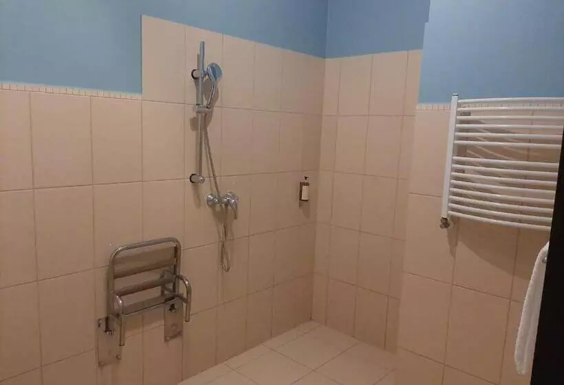 ホテル Pokoje Gościnne Tęczowa