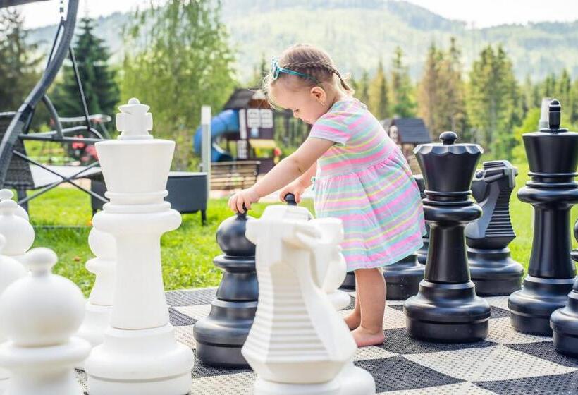 Отель Srebrny Bucznik Wellness & Restaurant