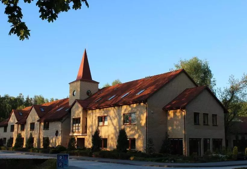 ホテル Uroczysko Porszewice   Ośrodek Konferencyjno Rekolekcyjny Archidiecezji łódzkiej