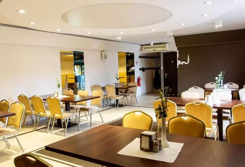 ホテル Zamkowa Noclegi Restauracja