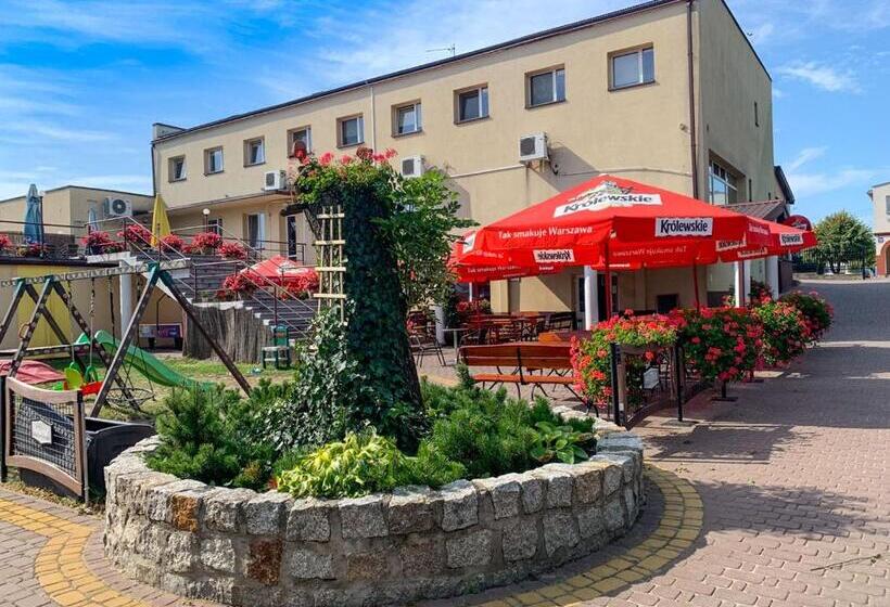 בית מלון כפרי Zamkowa Noclegi Restauracja