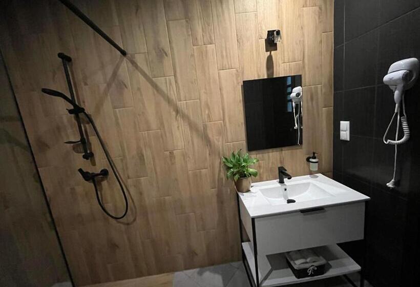 فندق على الطريق Pokoje Bakos Radocza