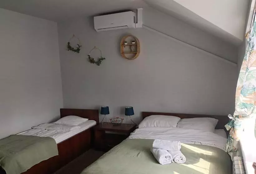 Motelli Pokoje Bakos Radocza