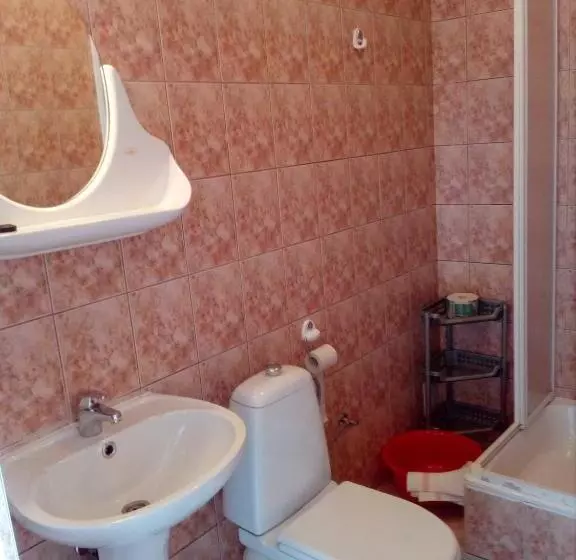 ペンション Apartament I Pokoje Gościnne Budnik