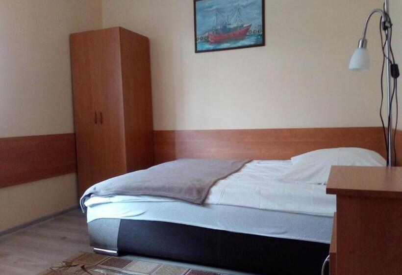 膳宿费 Apartament I Pokoje Gościnne Budnik