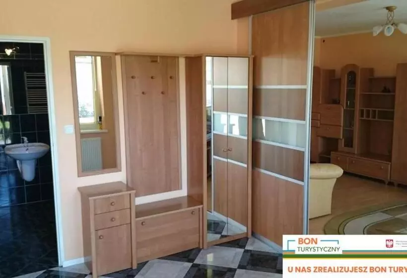 ペンション Apartament I Pokoje Gościnne Budnik