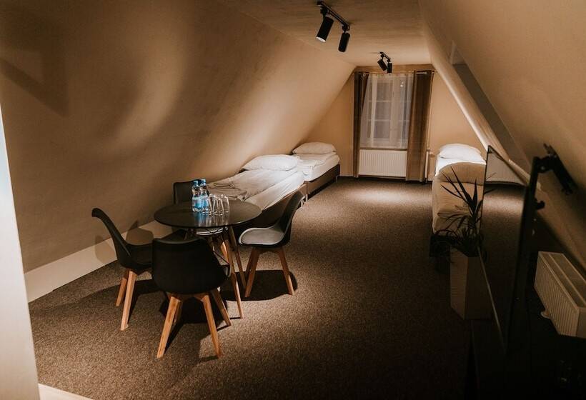 膳宿费 Kamieniczka Palladium