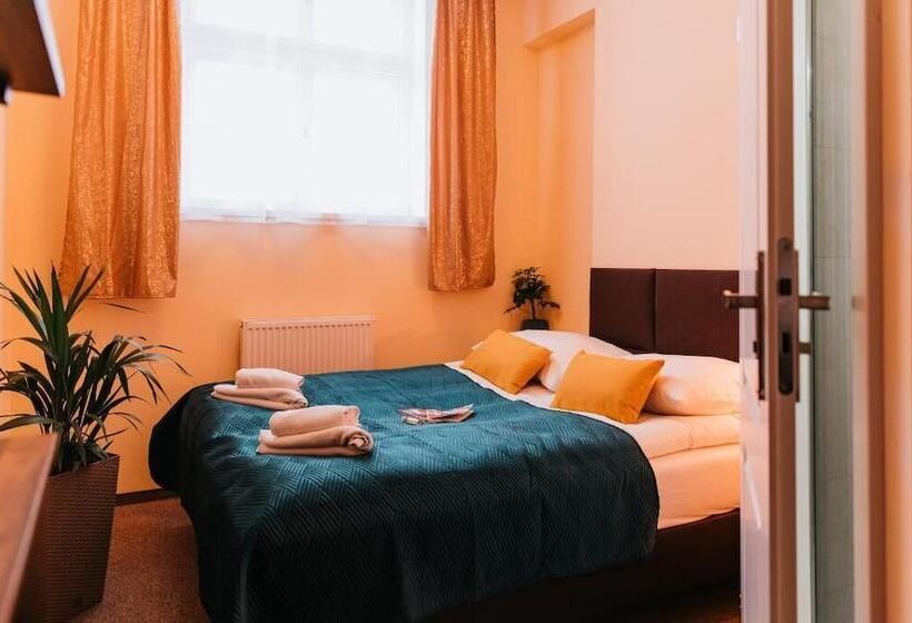 膳宿费 Kamieniczka Palladium