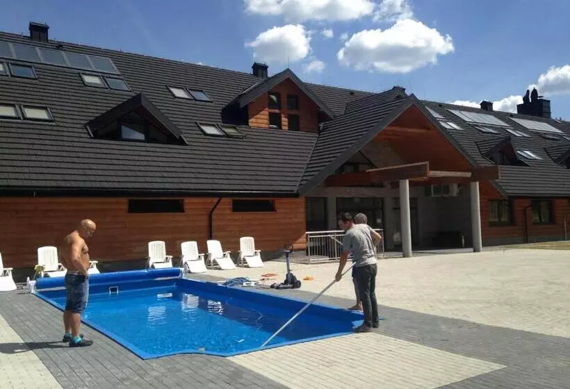 リゾートホテル Kompleks Zagroń Istebna