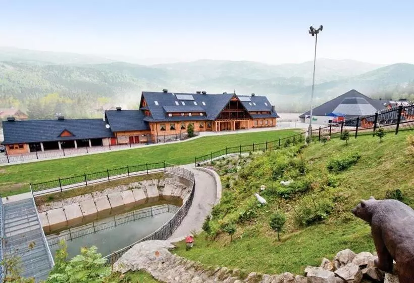 リゾートホテル Kompleks Zagroń Istebna