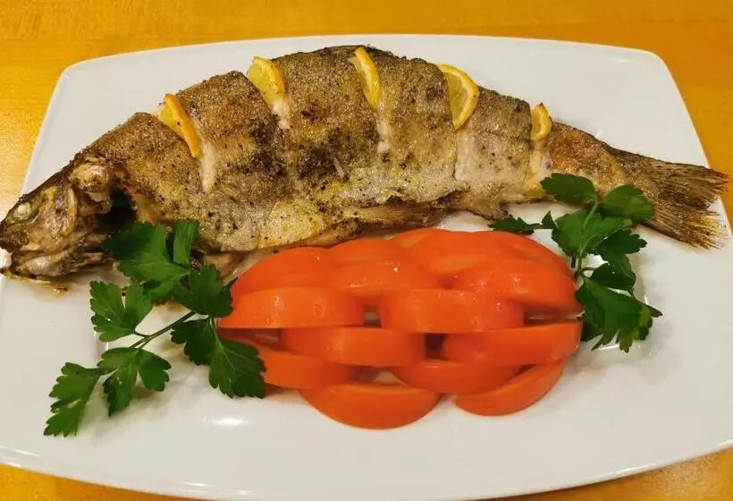 Lomakeskus Pałac Koronny Noclegi & Wypoczynek