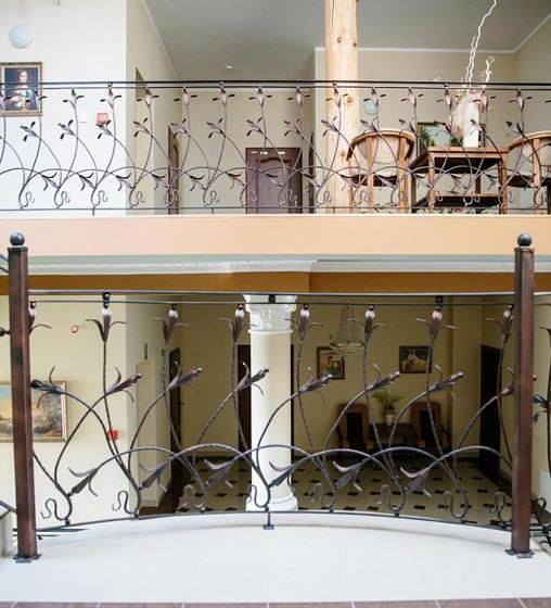 リゾートホテル Pałac Koronny Noclegi & Wypoczynek