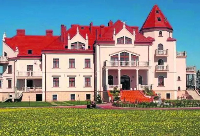 Lomakeskus Pałac Koronny Noclegi & Wypoczynek